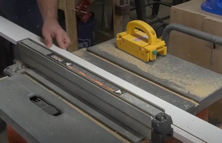 ways to avoid table saw accidents