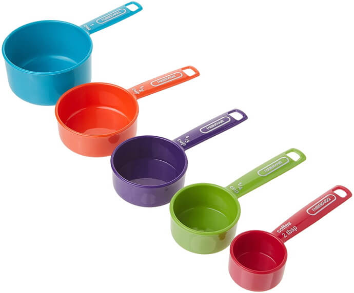 measuring cups