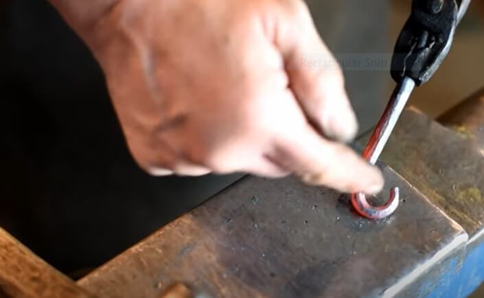 easiest blacksmithing projects for beginners