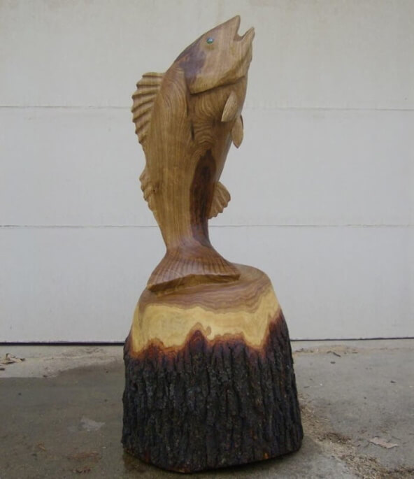 Fish chainsaw carving
