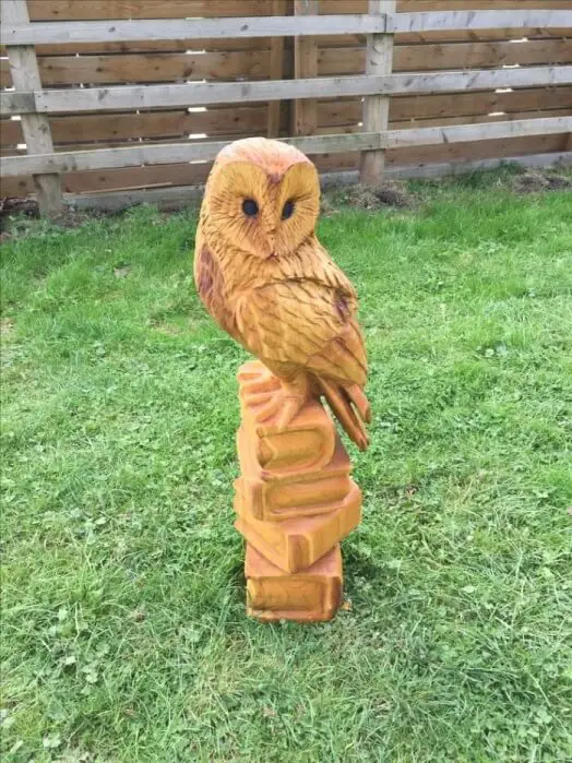 26 Awesome Tree Stump Chainsaw Carving Ideas