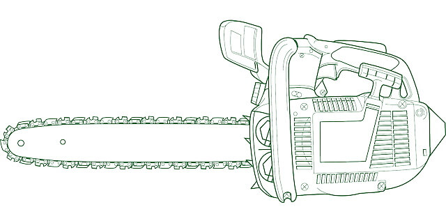 construction of a chainsaw