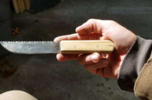how to make a carving knife from a sawzall blade